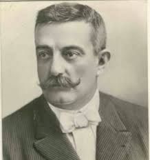 Enrique Lluria